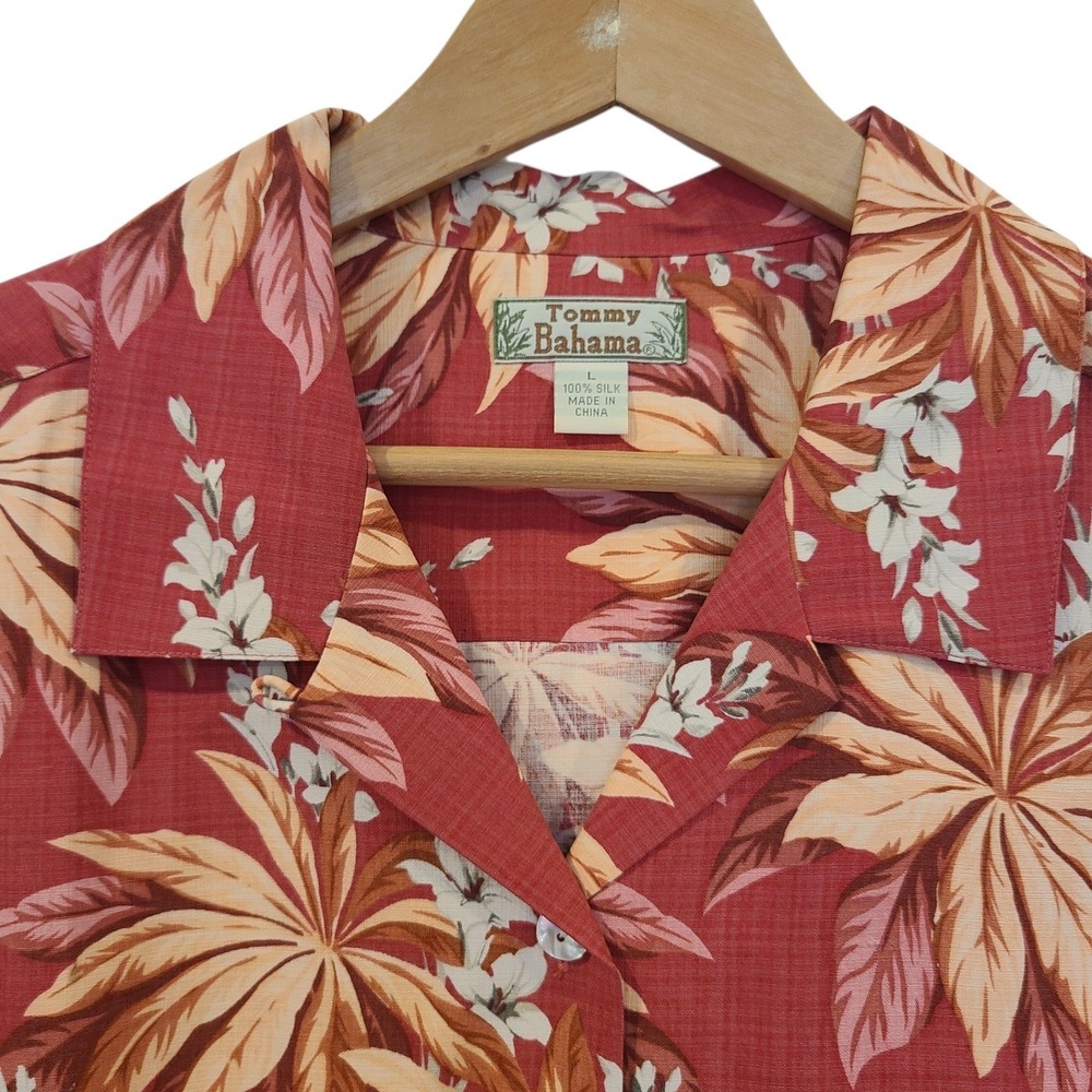 Tommy Bahama Womens Large Red Silk Tropical Palm Leaf Floral Camp Shirt Hawaiian - Picture 3 of 7